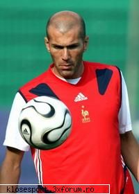 lui zidane il ataca foarte dur pe 